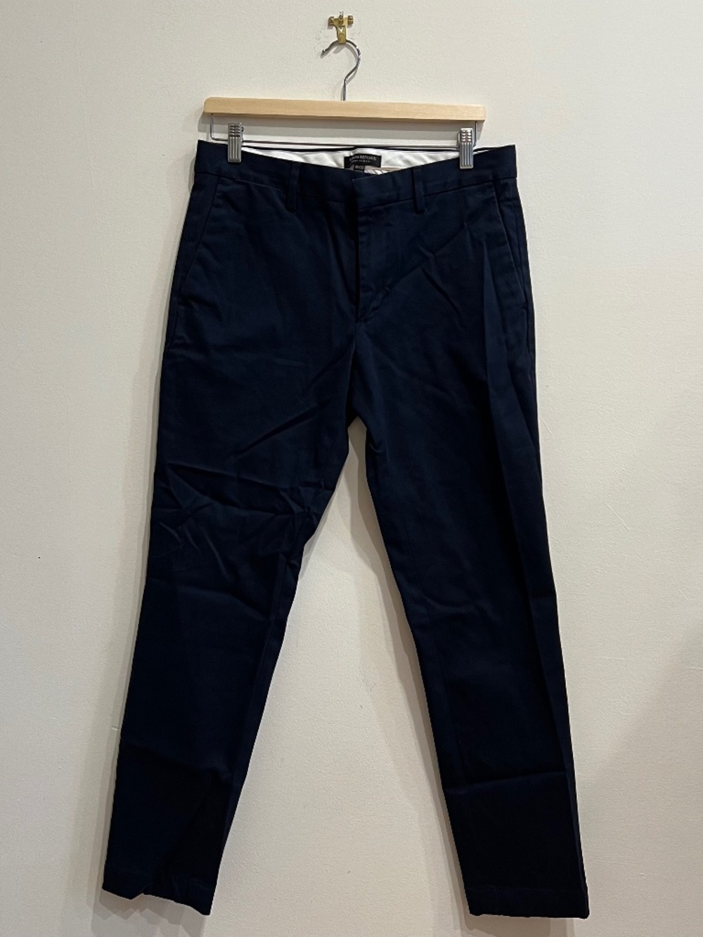 Banana Republic Aiden Men’s Navy Slim Fit Chino Pants 31x32